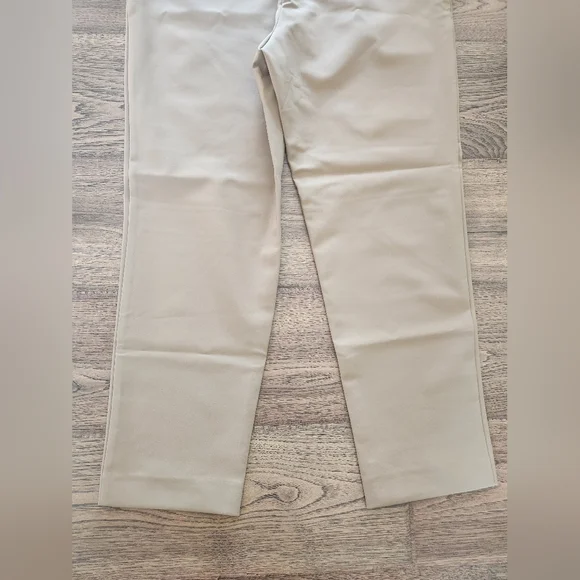 NWOT Michael Kors Beige Dress Pants Size 10 - Picture 8 of 8